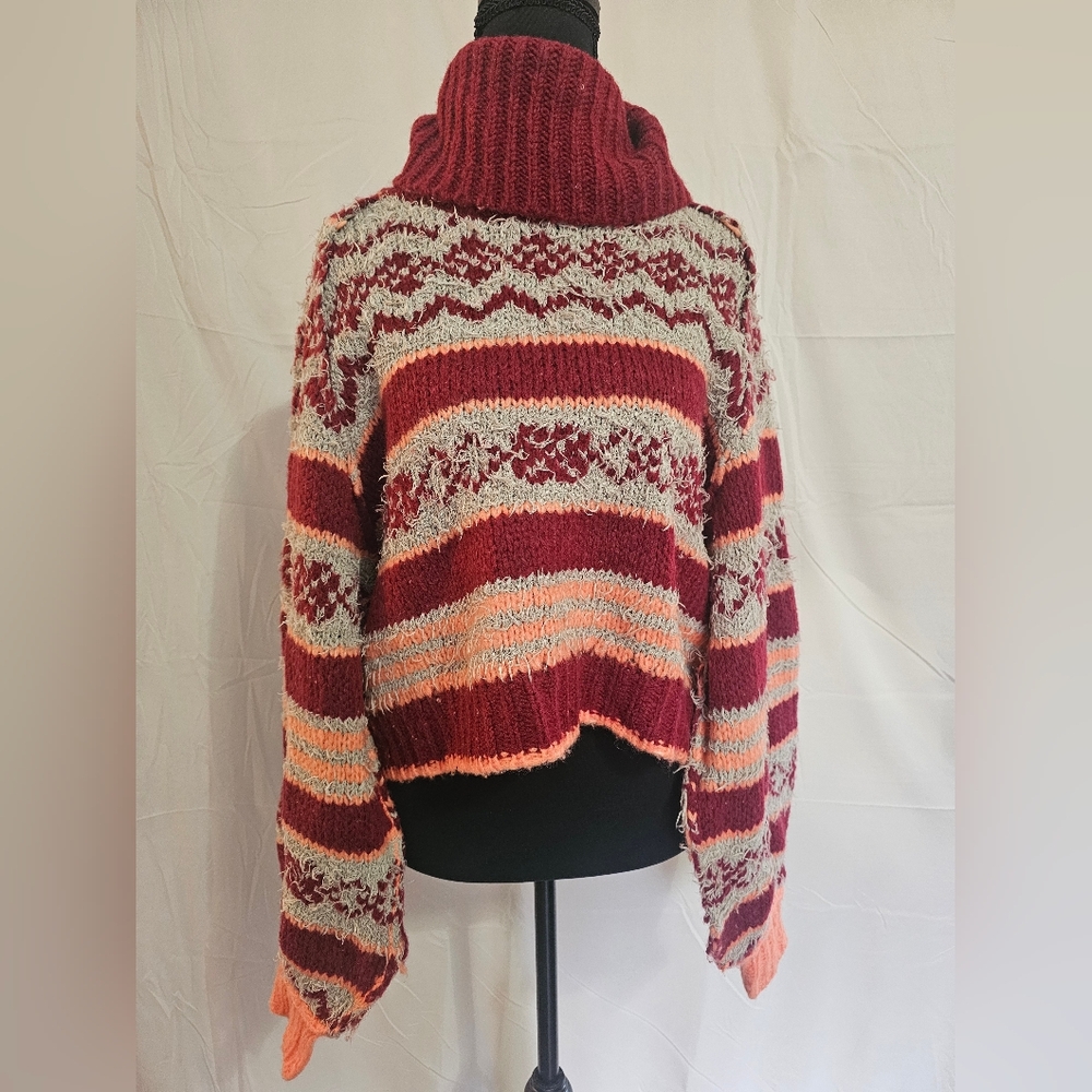 Free People Cowl Neck Sweater Chunky Knit - size Small